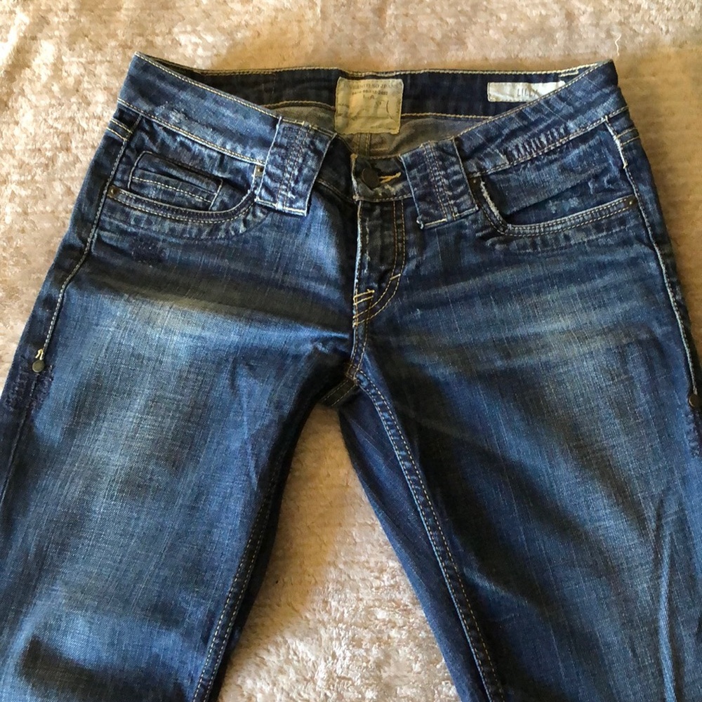 Tavernite so jeans